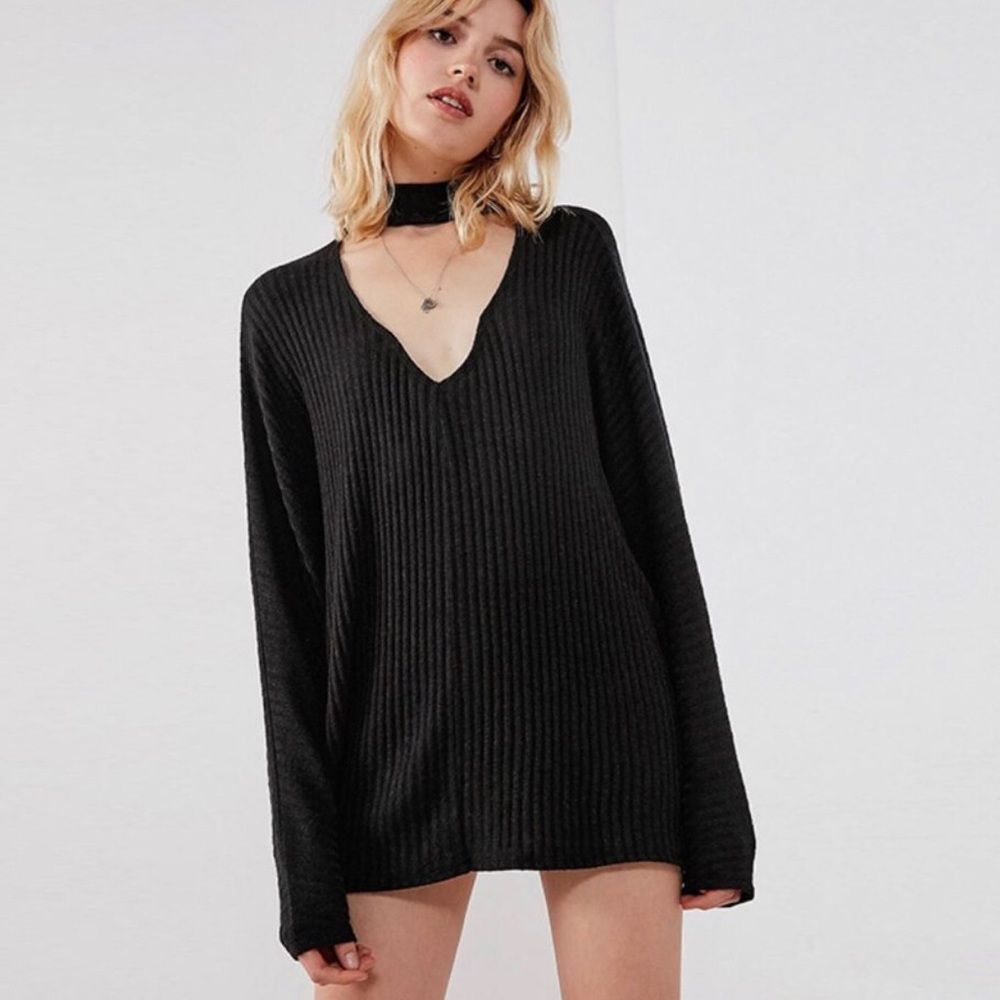 Cut out sweater